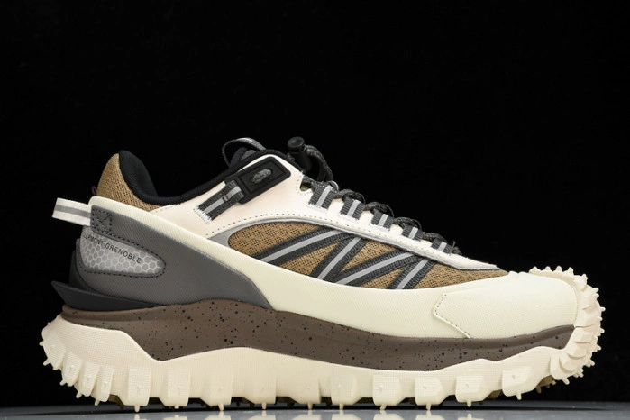 MONCLER TRAILGRIP GORE-TEX