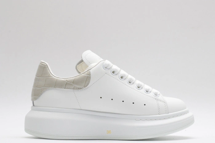 MQ Sneakers