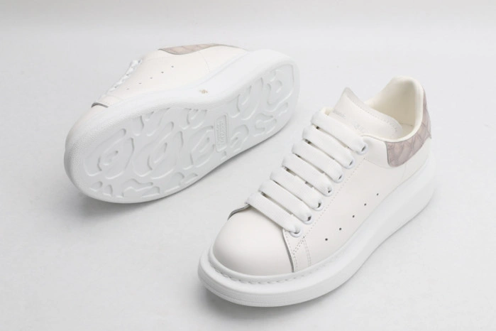 MQ Sneakers