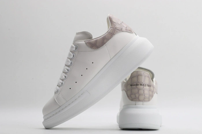 MQ Sneakers