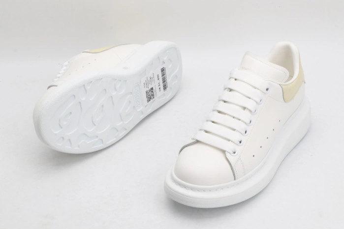 MQ Sneakers