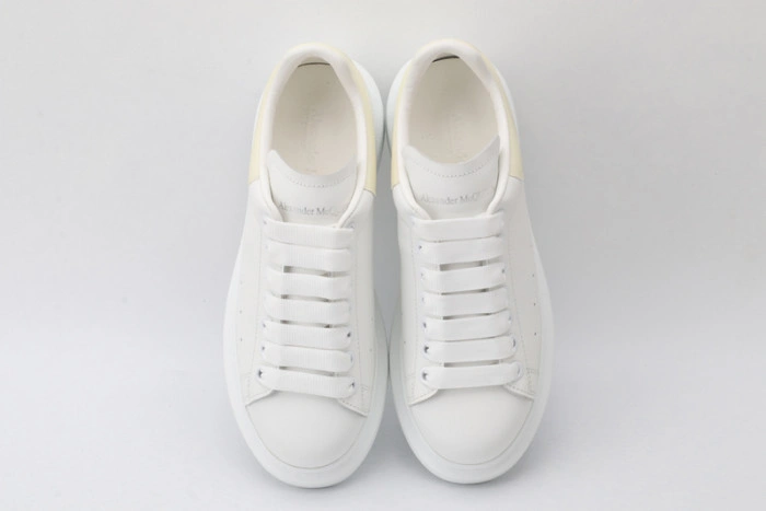 MQ Sneakers