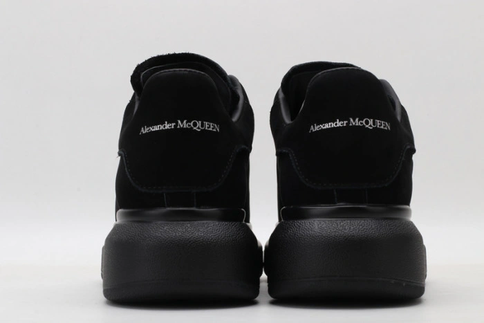 MQ Sneakers