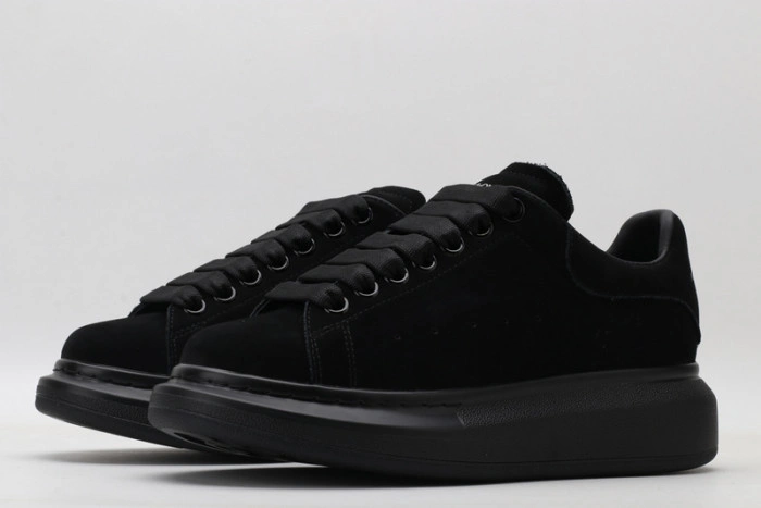MQ Sneakers