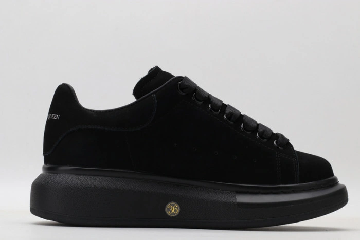 MQ Sneakers