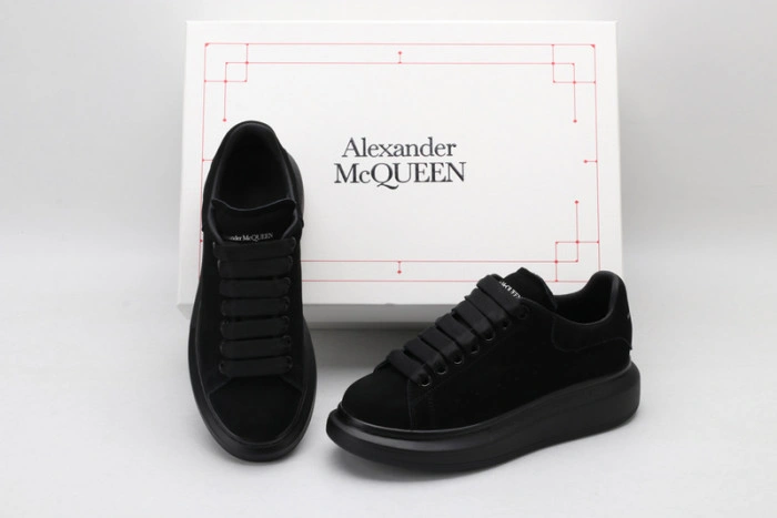 MQ Sneakers