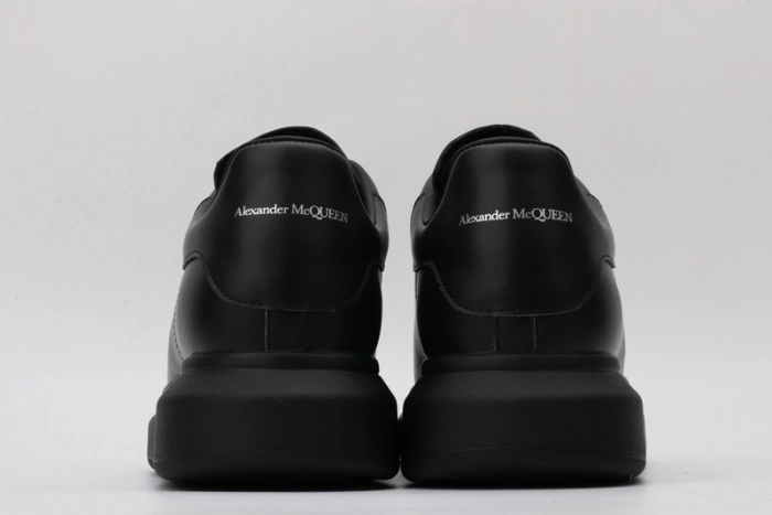 MQ Sneakers