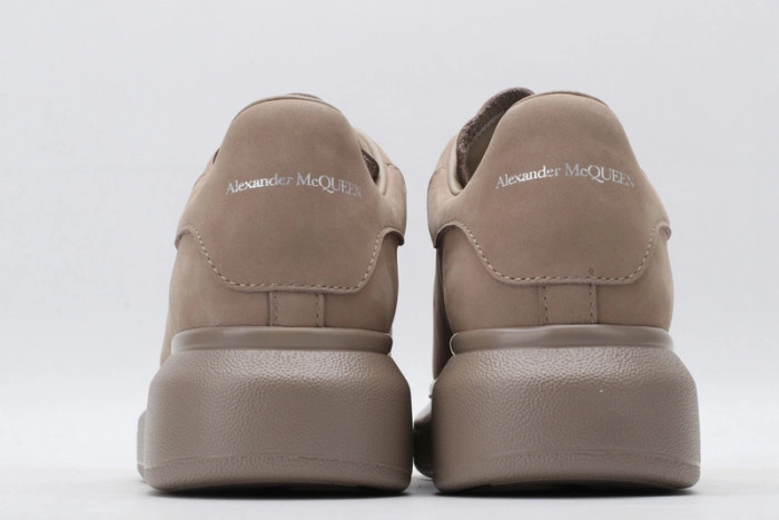 MQ Sneakers