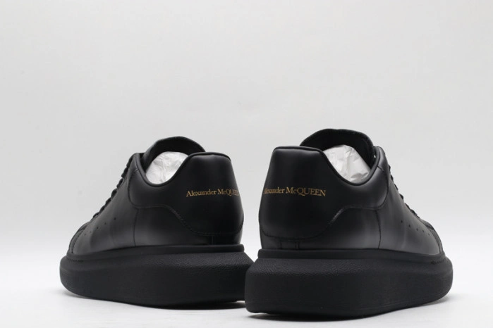 MQ Sneakers