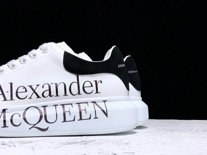 MQ Sneakers