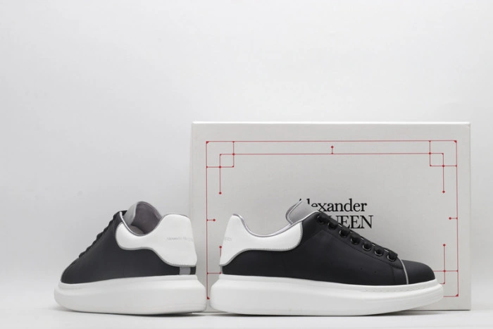 MQ Sneakers