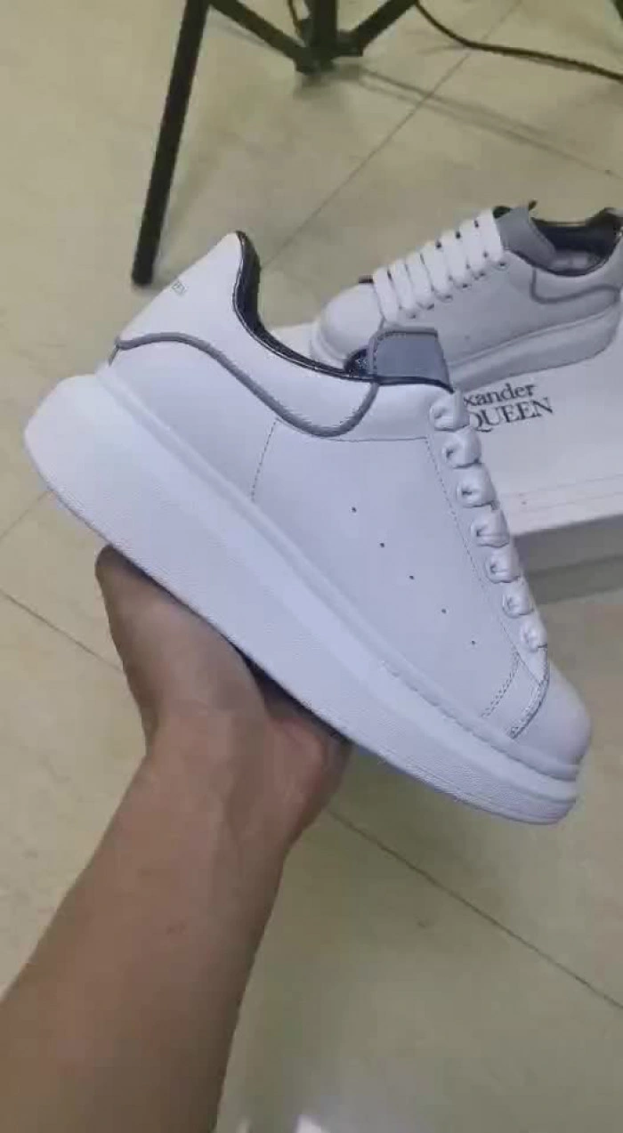 MQ Sneakers