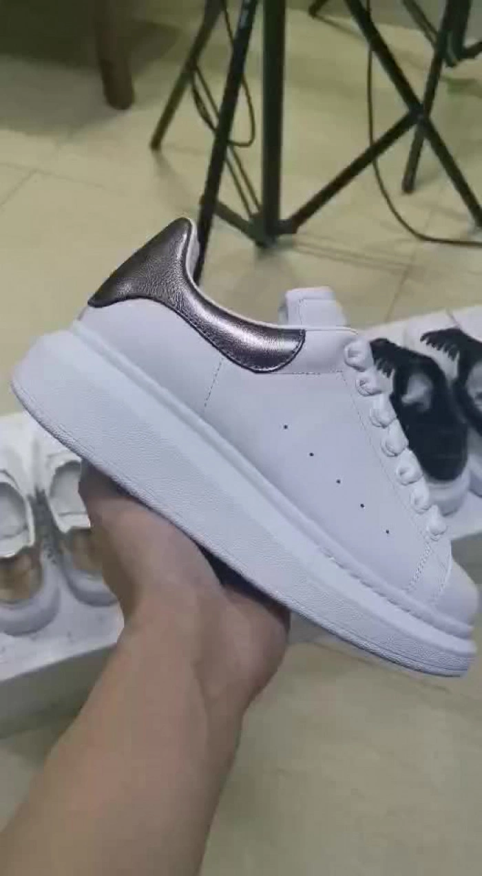 MQ Sneakers