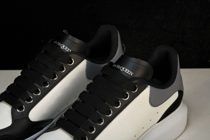 MQ Sneakers