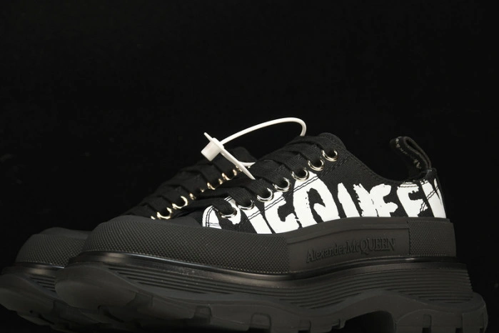 MQ Sneakers