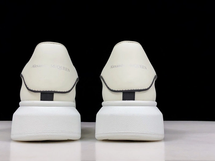 MQ Sneakers