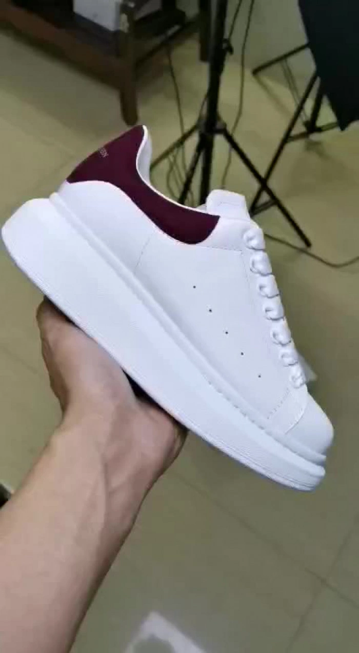 MQ Sneakers