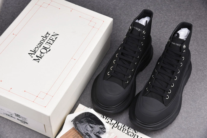 MQ Sneakers