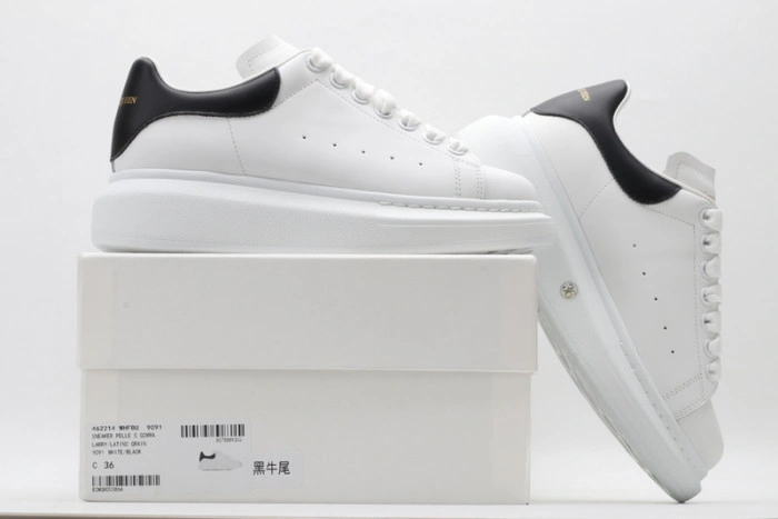 MQ Sneakers