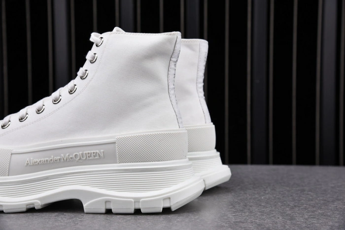MQ Sneakers