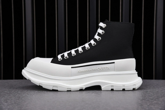 MQ Sneakers