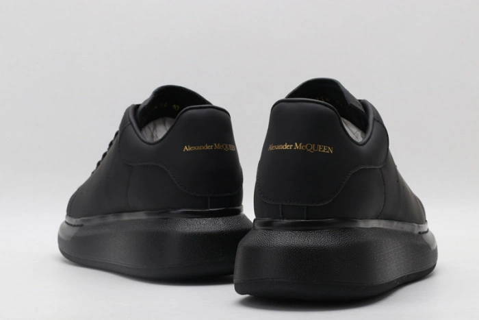 MQ Sneakers