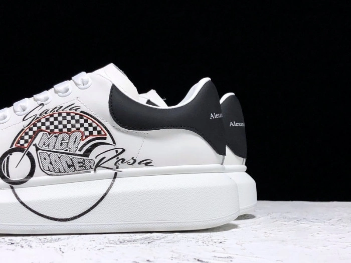 MQ Sneakers