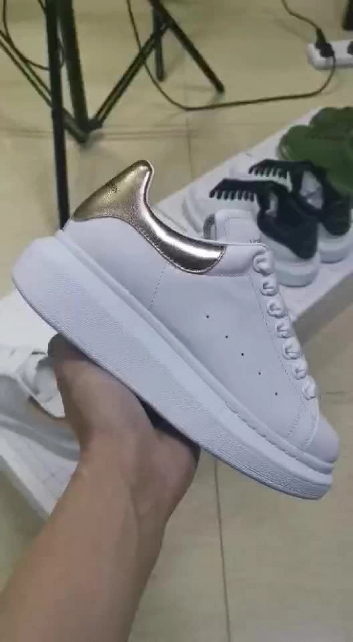 MQ Sneakers