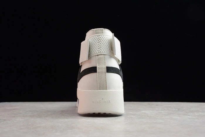 NIKE AIR FEAR OF GOD RAID LIGHT BONE AT8087-001