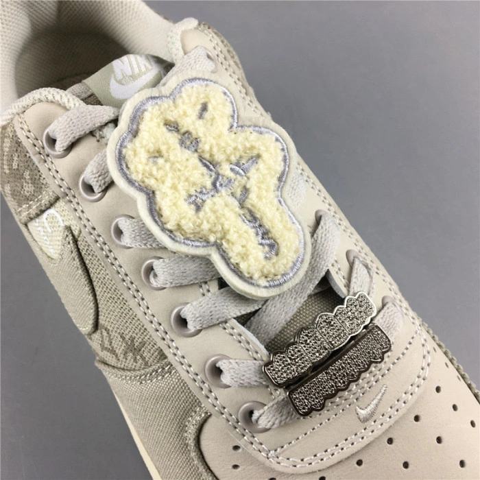 NIKE AIR FORCE 1 x Travis Scott  White Grey  CN2405-902