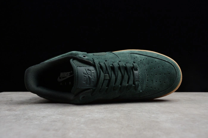 NIKE AIR FORCE 1 ´07 LV8 SUEDE OUTDOOR GREEN BRAND  AA1117-300