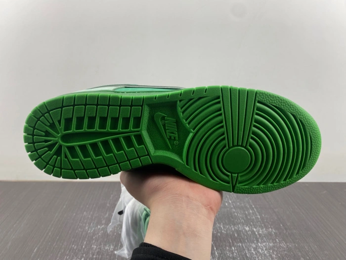 NIKE SB DUNK LOW CONCEPTS BRIGHT GREEN Lobster  BV1310-303