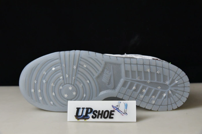 NIKE WMNS DUNK LOW 'ICE' - DO2326 001