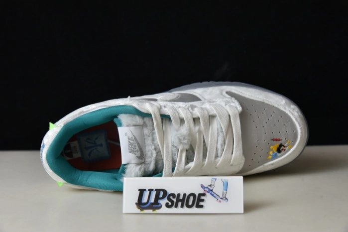 NIKE WMNS DUNK LOW 'ICE' - DO2326 001