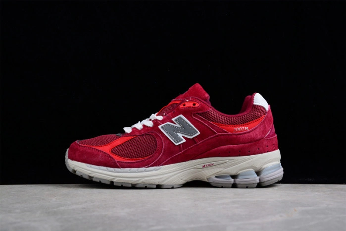 New Balance 2002R Bordeaux M2002RHA