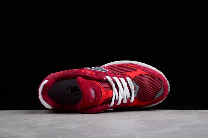 New Balance 2002R Bordeaux M2002RHA