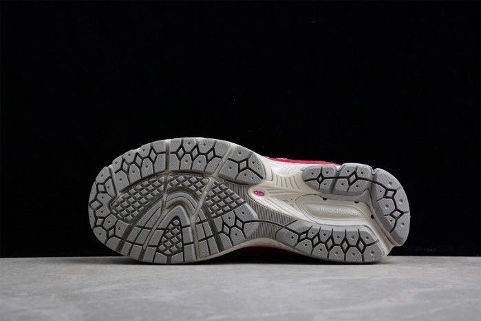 New Balance 2002R Bordeaux M2002RHA
