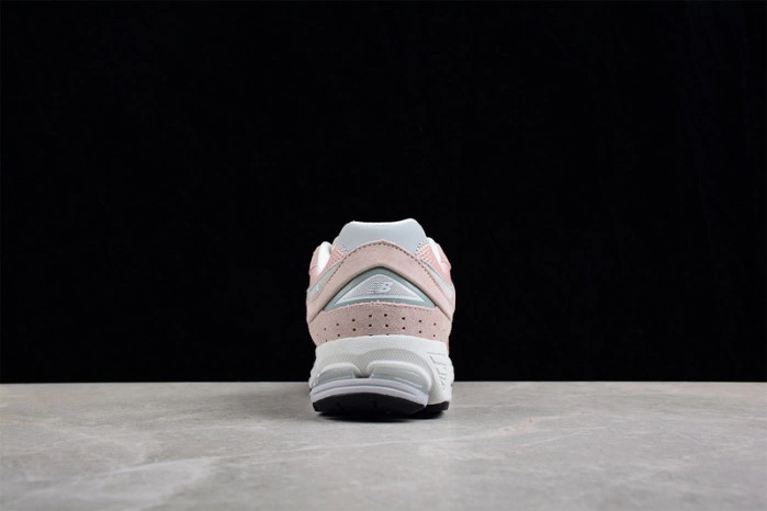 New Balance 2002R Pink Sand GC2002SK