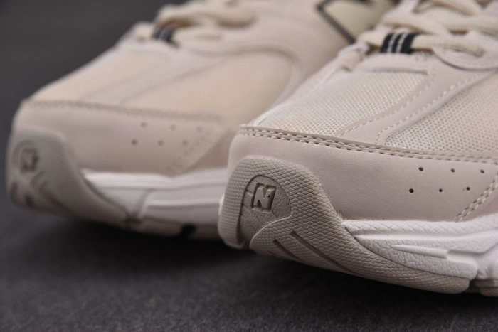 New Balance 530 Ivory MR530SH