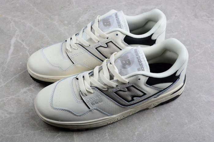 New Balance 550 Cream Black BB550LWT