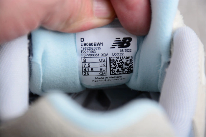 New Balance 9060 Bricks & Wood