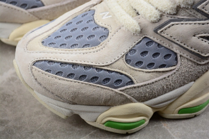 New Balance 9060 Bricks & Wood