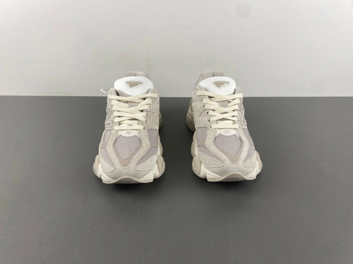 New Balance 9060 Grey Moonbeam