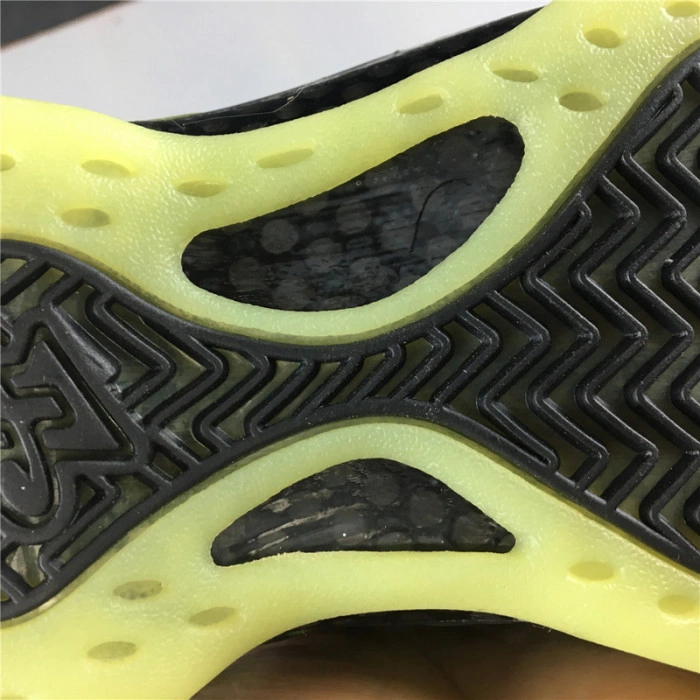 Nike AIR Foamposite ONE ParaNorman 'ParaNorman'  579771-003