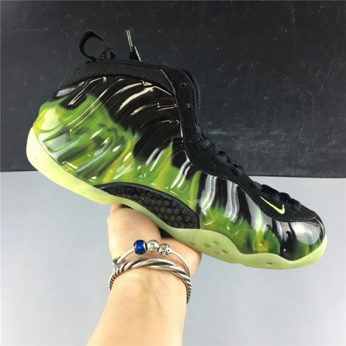 Nike AIR Foamposite ONE ParaNorman 'ParaNorman'  579771-003
