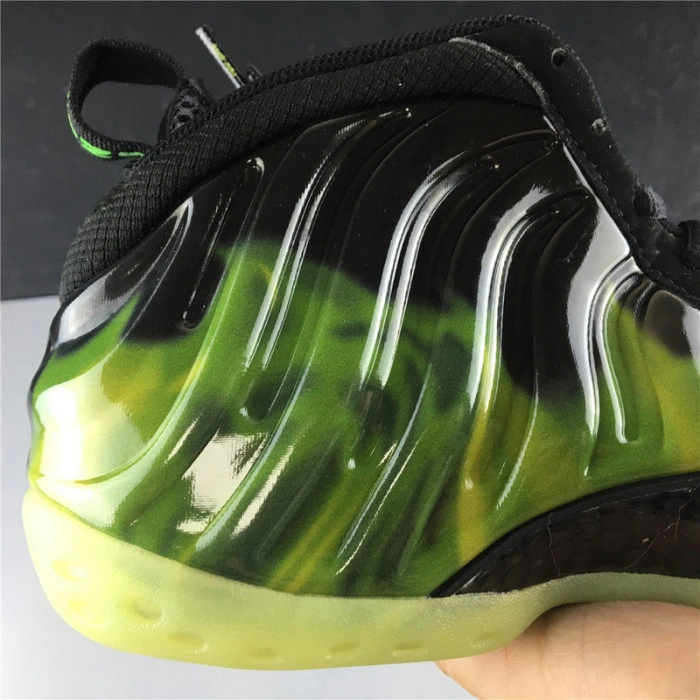 Nike AIR Foamposite ONE ParaNorman 'ParaNorman'  579771-003