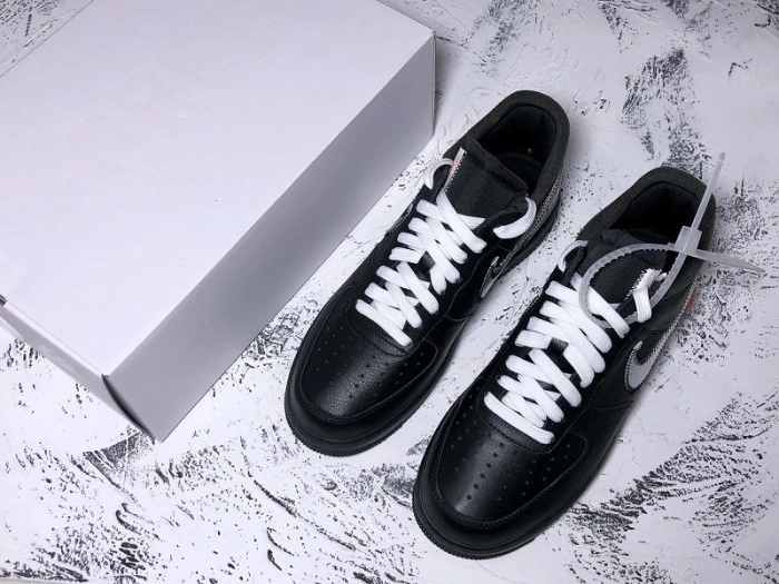 Nike Air Force 1 Low '07 Off-White MoMA    AV5210-001