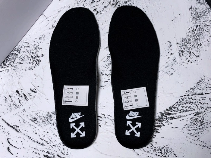 Nike Air Force 1 Low '07 Off-White MoMA    AV5210-001