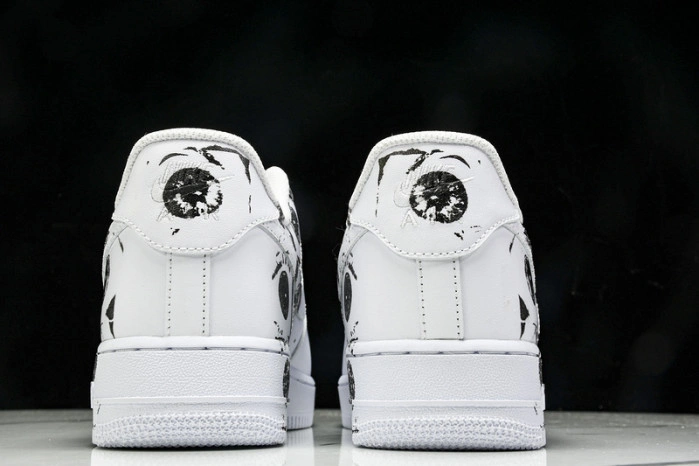 Nike Air Force 1 Low Supreme Comme des Garcons Shirt    923044-100