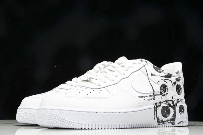 Nike Air Force 1 Low Supreme Comme des Garcons Shirt    923044-100
